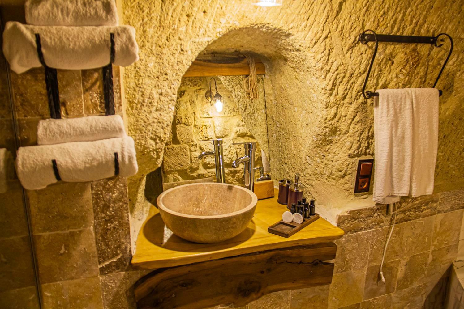 어굽 Junior Ottoman Cave B&B 외부 사진