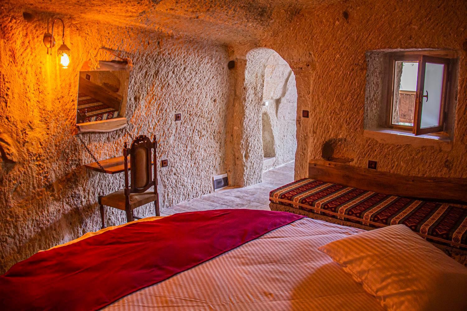 어굽 Junior Ottoman Cave B&B 외부 사진