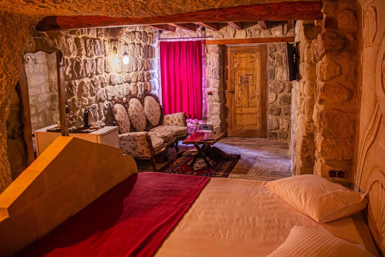 어굽 Junior Ottoman Cave B&B 외부 사진